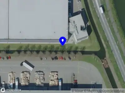 Ambulance met grote spoed naar de Holtum-Noordweg in Born