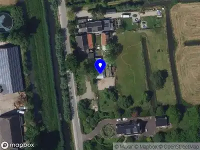 Ambulance met gepaste spoed naar de Voordijk in Schelluinen