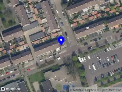 Ambulance met grote spoed naar de Kraanvogellaan in Vlaardingen