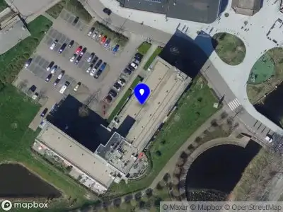 Ambulance met grote spoed naar de Vliedbergstraat in Hellevoetsluis