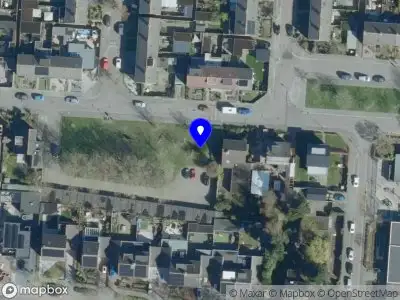 Brandweer met grote spoed naar de Leliestraat in Drunen vanwege waarnemen gaslucht