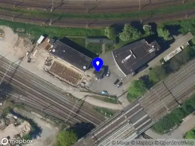 Brandweer met grote spoed naar de Von Geusaustraat in 's-Gravenhage vanwege afgaan automatisch brandalarm