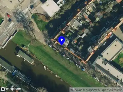 Politie naar de Evertsenstraat in Zwolle vanwege aanrijding met letsel