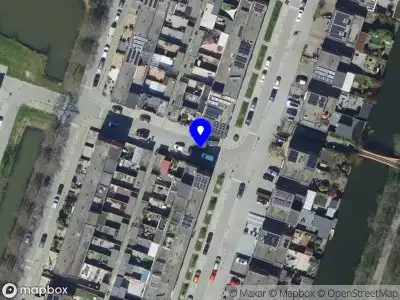 Ambulance met grote spoed naar de Hoofdje in Hoogvliet Rotterdam