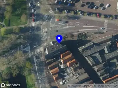 Ambulance met gepaste spoed naar de Noorderveemarkt in Hoorn