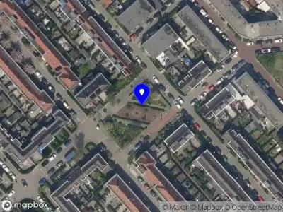 Ambulance met gepaste spoed naar de Zwijndrechtseplein in Rotterdam