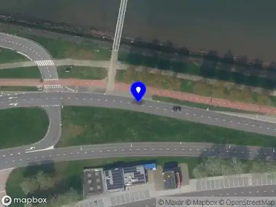 Snelheidscontrole op Waalhaven Z.z. te Rotterdam