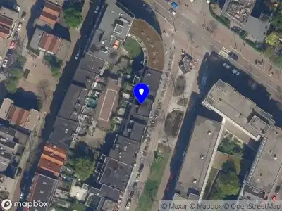 Ambulance met gepaste spoed naar de Voorschoterlaan in Rotterdam