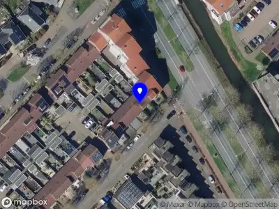 Ambulance met grote spoed naar de Bramengaarde in Hendrik-Ido-Ambacht