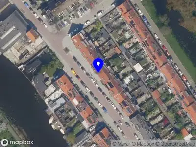 112 melding Ambulance naar de Zestienhovensekade in Rotterdam