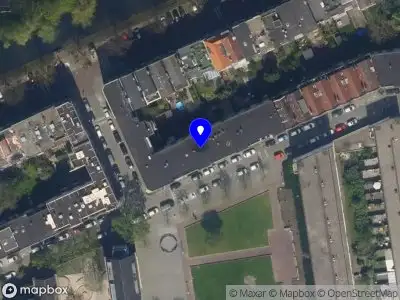 Ambulance met grote spoed naar de Essenburgstraat in Rotterdam