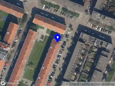 Ambulance met grote spoed naar de Vlinderstraat in Rotterdam