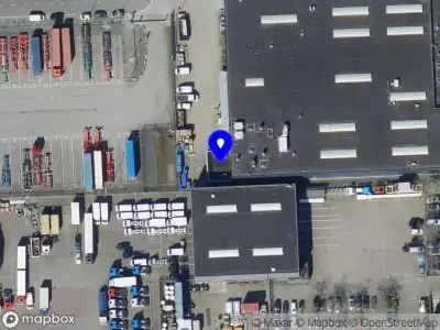 Ambulance met grote spoed naar de Albert Plesmanweg in Rotterdam