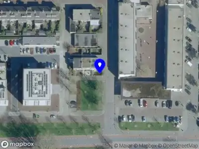 Brandweer met gepaste spoed naar de Erasmusstraat in 's-Hertogenbosch