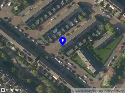 Ambulance met grote spoed naar de Anemaetstraat in Wassenaar