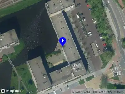 Ambulance met grote spoed naar de Triton in Purmerend