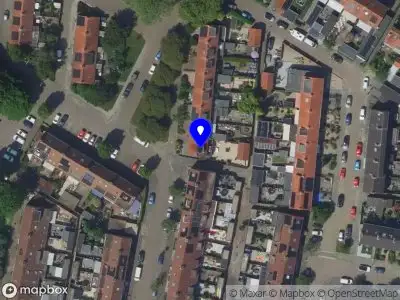 Ambulance met gepaste spoed naar de Willem Kloosweg in Sliedrecht