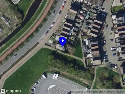 Ambulance met grote spoed naar de Kooilaan in Hellevoetsluis