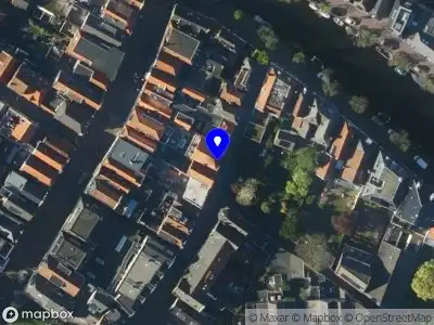 Ambulance met gepaste spoed naar de Baanstraat in Alkmaar