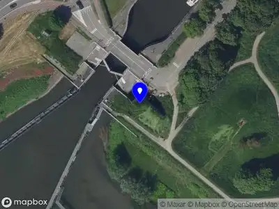 Ambulance met grote spoed naar de Westwagenstraat in Gorinchem