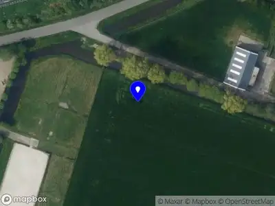 Brandweer met grote spoed naar de Westdijk in Zuidschermer vanwege voertuigbrand