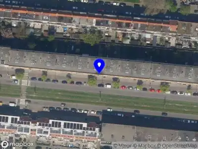 Ambulance met gepaste spoed naar de Rotterdamsedijk in Schiedam