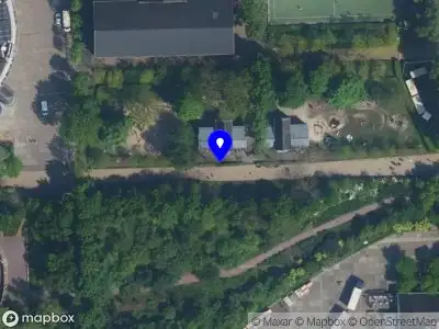 Ambulance met grote spoed naar de Gosschalklaan in Amsterdam