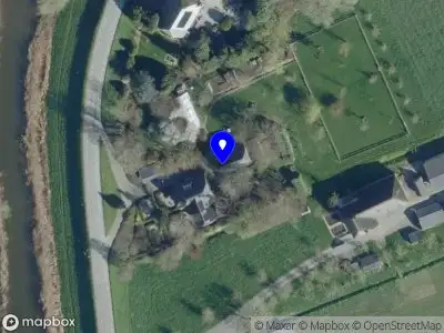 Politie naar de Slijkwellsedijk in Well vanwege aanrijding met letsel