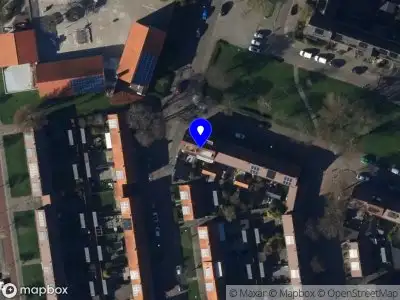 Brandweer met gepaste spoed naar de Patrijzenstraat in Den Helder vanwege stankoverlast