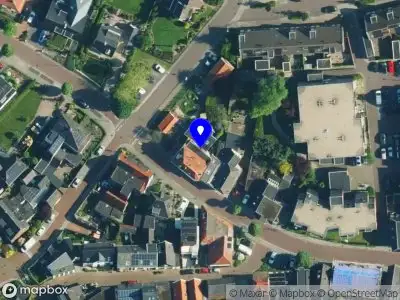 Politie naar de Nieuwendijk in Wijhe vanwege aanrijding met letsel