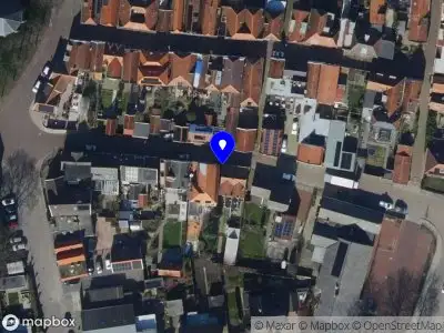 Brandweer met grote spoed naar de Erling Steenstraat in Nieuwerkerk vanwege reanimatie