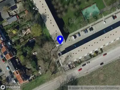 Ambulance naar de Bermdijk in Rotterdam