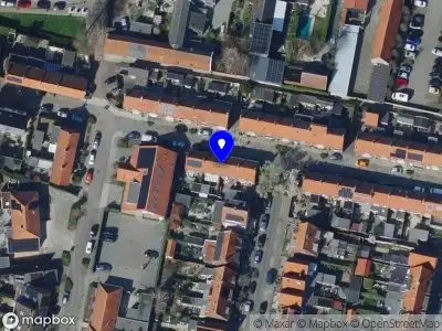 Ambulance met grote spoed naar de Prinses Beatrixstraat in Oud-Beijerland