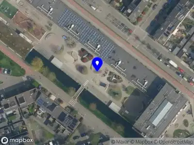 Ambulance met grote spoed naar de Florijnstraat in Delfgauw