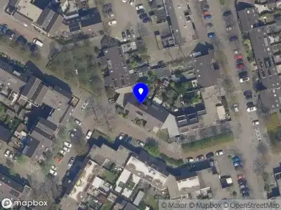 Ambulance met gepaste spoed naar de Aarhuispad in Rotterdam