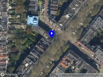 Ambulance met gepaste spoed naar de Graaf Florisstraat in Rotterdam