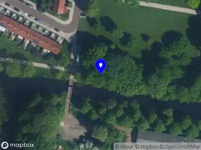 Ambulance met grote spoed naar de Geleyn Bouwenszstraat in Amsterdam