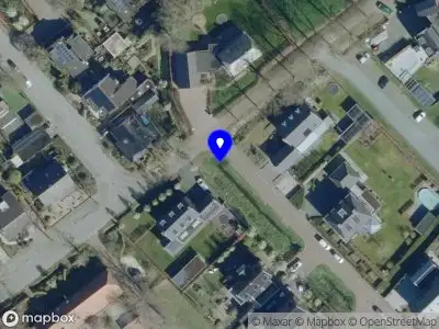 Brandweer met grote spoed naar de Beekstraat in Berlicum vanwege gebouwbrand