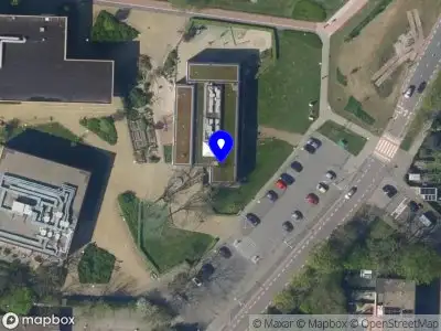 Ambulance met gepaste spoed naar de Clauslaan in Zoetermeer