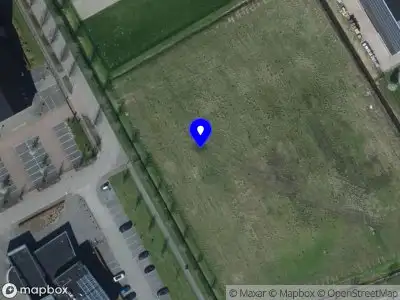 Brandweer met grote spoed naar de Boomgaardweg in Middelharnis vanwege gebouwbrand