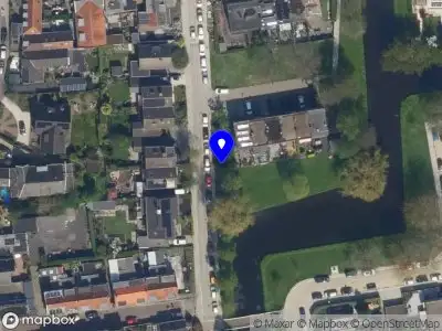 Ambulance met gepaste spoed naar de Meeuwensingel in Schiedam