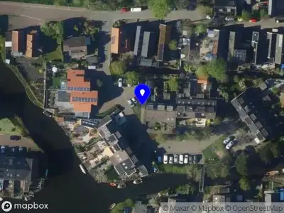 Brandweer met grote spoed naar de Prinses Beatrixstraat in Broek op Langedijk vanwege gebouwbrand