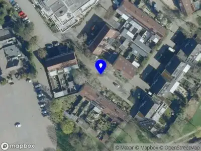 Brandweer met gepaste spoed naar de Schutterstraat in Rosmalen vanwege een buitenbrand