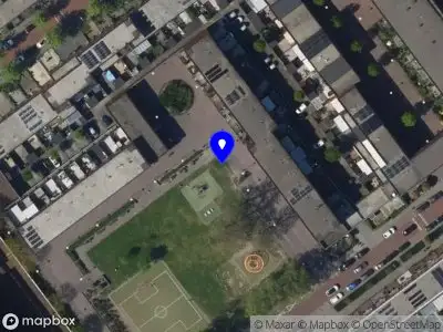 Ambulance met grote spoed naar de Buinerveenstraat in 's-Gravenhage