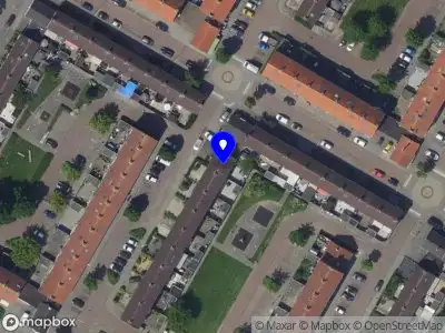 Ambulance met grote spoed naar de Meidoornstraat in Papendrecht