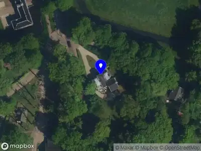 Ambulance met grote spoed naar de Duinvlietspad in Overveen