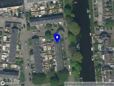 Ambulance met grote spoed naar de Hollandiastraat in Wormer