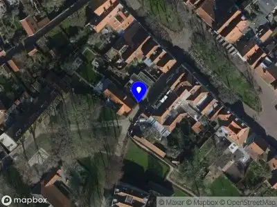 112 melding Brandweer met gepaste spoed naar de Kerkstraat in Veere vanwege wateroverlast