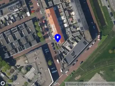 Ambulance met grote spoed naar de Boerenzwaluwstraat in 's-Gravenhage