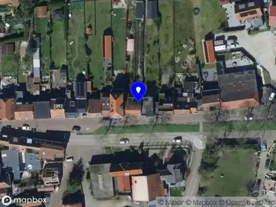 Ambulance met grote spoed naar de Boven Oostdijk in Den Bommel